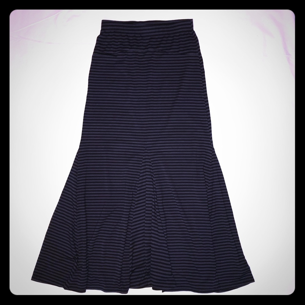 Blk/Gray Striped Summer Flared Skirt NWT